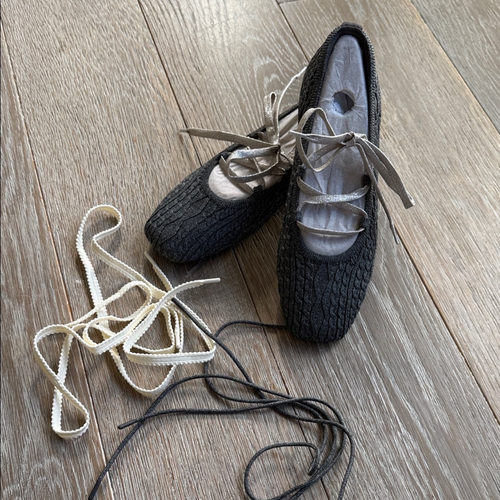Elegant Black Ballet Flats